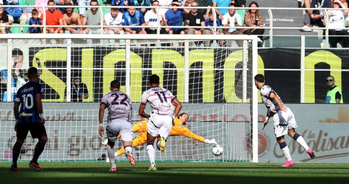 Inter-Bologna, gol di Orsolini
